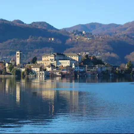 Tra Maggiore E D'orta Terra Appartamento *