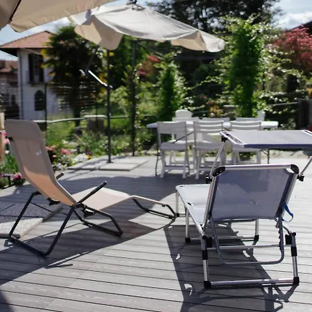 Tra Maggiore E D'orta Terra Colazza