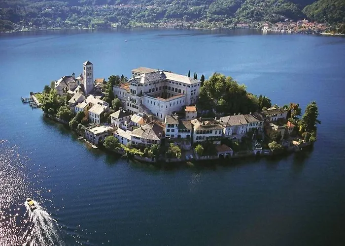Tra Lago Maggiore e lago d'Orta Appartamento TERRA * Colazza